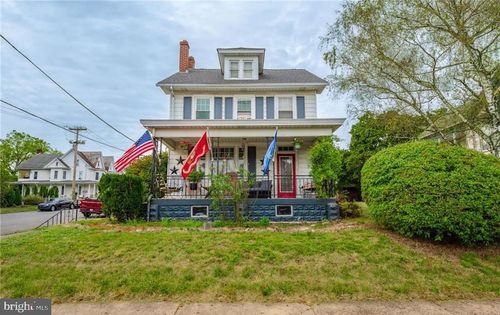 196 S 3rd St, Lehighton, PA, 18235-2030 | Card Image