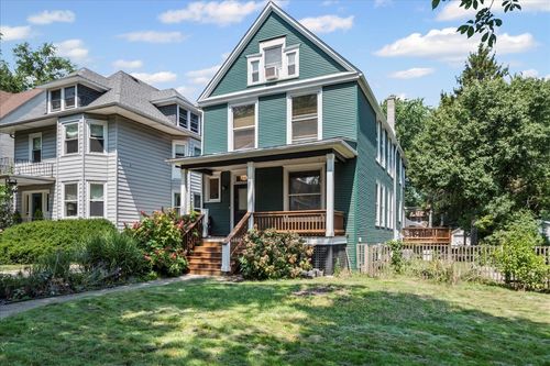 1842 W Greenleaf Ave, Chicago, IL, 60626-2304 | Card Image