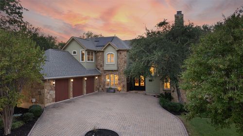 7228 Oak Shores Dr, Austin, TX, 78730-4315 | Card Image