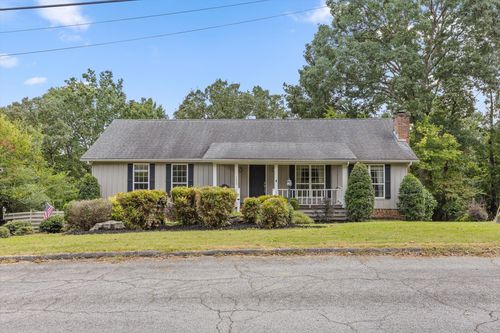 7900 Cove Ridge Dr, Hixson, TN, 37343-1808 | Card Image