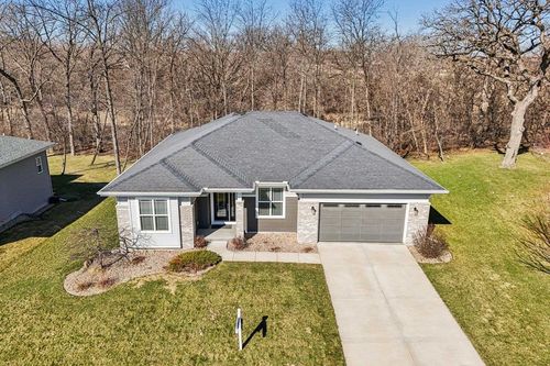1158 Gracing Oaks Lane, Sun Prairie, WI, 53590 | Card Image