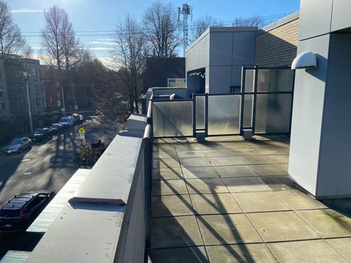 303-2220 W Broadway, Vancouver, BC, V6K2E3 | Card Image