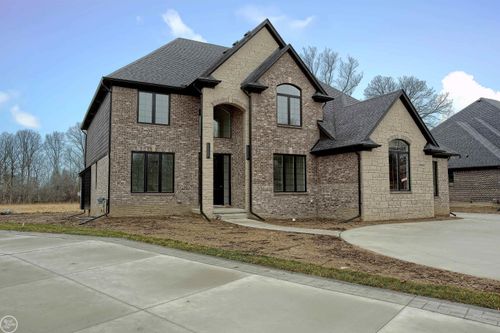 16-3371 Forster Ln, Shelby Twp, MI, 48316-3898 | Card Image