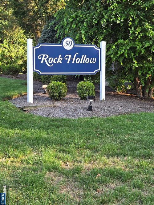 50 Rock Rd, Hawthorne, NJ, 07506-1569 | Card Image