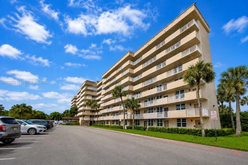 805-250 Jacaranda Dr, Plantation, FL, 33324-2531 | Card Image