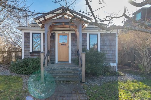 1219 Pembroke St, Victoria, BC, V8T1J6 | Card Image