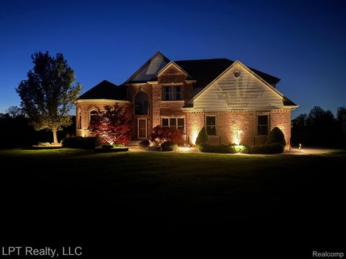 3227 Ready Rd, South Rockwood, MI, 48179-9315 | Card Image