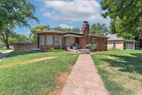 303 N 2nd St, Arkansas City, KS, 67005-2414 | Card Image