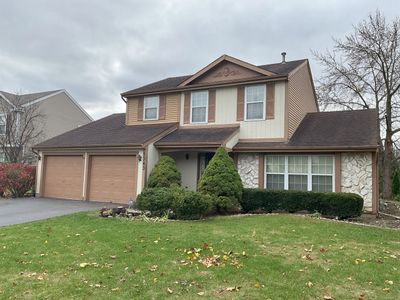 2343 Glenmoor Drive, House other with 3 bedrooms, 2 bathrooms and 2 parking in West Dundee IL | Image 1