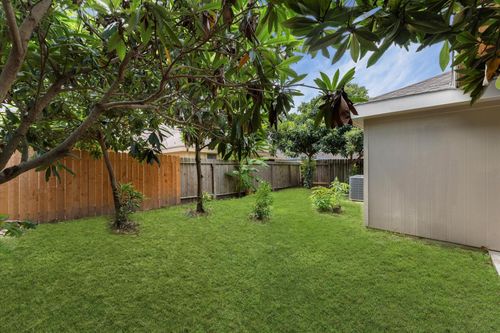 6130 Briar Terrace Dr, Houston, TX, 77072-1512 | Card Image
