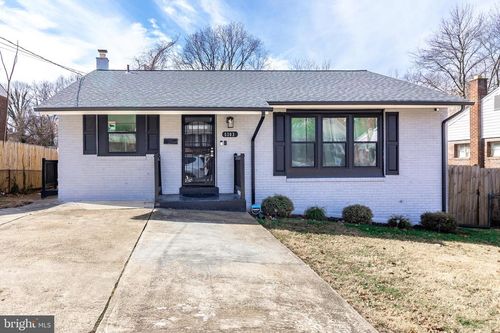 5303 Kenmont Rd, OXON HILL, MD, 20745-2031 | Card Image