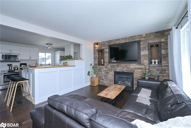 5653 Highway 12, House other with 2 bedrooms, 1 bathrooms and 9 parking in Ramara ON | Image 14