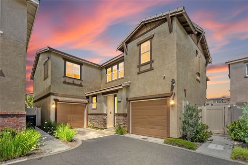24256 White Willow Ave, Murrieta, CA, 92562-2156 | Card Image