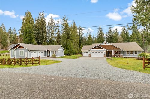 25511 70th Ave Ne, Arlington, WA, 98223-8150 | Card Image