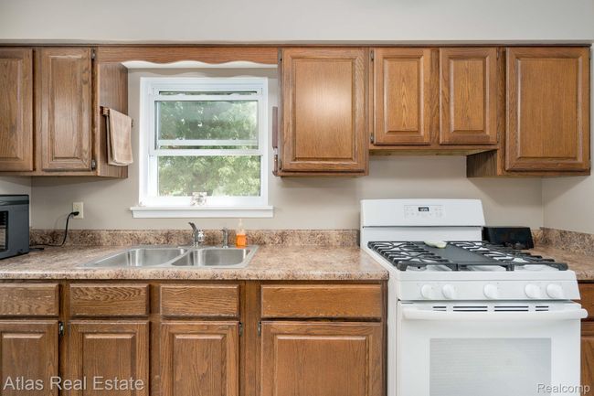 30-web-or-mls-Interiors (11 of 36).jpg | Image 23