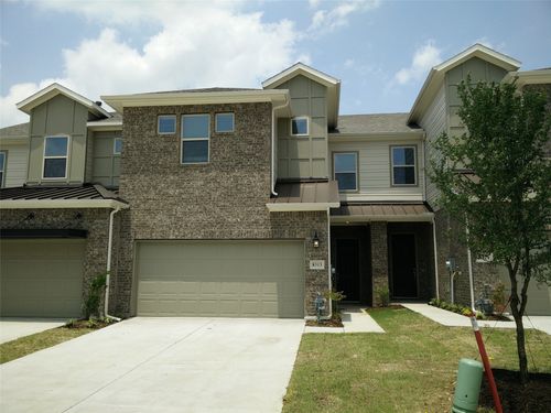 8313 Oxalis Ln, Dallas, TX, 75252-8067 | Card Image