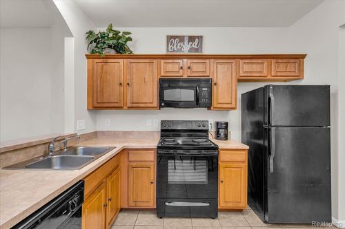 417 E Bernhard Ave, Hazel Park, MI, 48030-2261 | Card Image