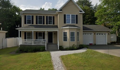 13 Whitelock St, New Bedford, MA, 02745-4827 | Card Image