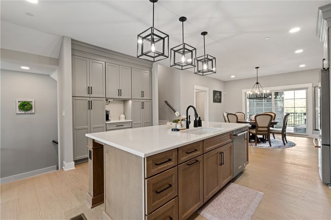 146 Enclave Drive, Townhouse with 3 bedrooms, 4 bathrooms and 2 parking in Seven Fields Boro PA | Image 5