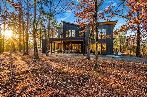 136 Woodland Lakes Trail, Broken Bow, OK, 74728 | Card Image
