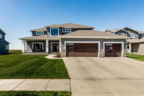 8815 Northern Lights Ave, Horace, ND, 58047-3706 | Card Image