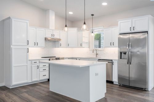 9605 Vincenzo Dr, Pasco, WA, 99301-6780 | Card Image