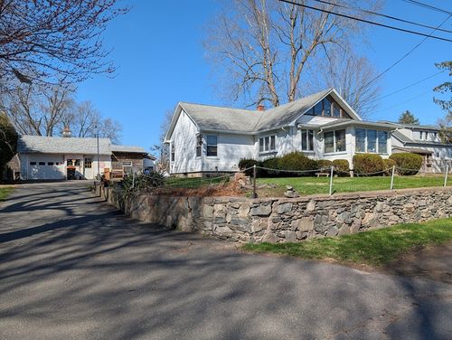 1 Wood Ave, South Hadley, MA, 01075-1826 | Card Image