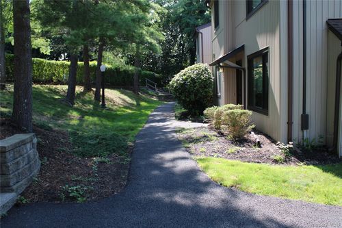 3303 Pine Cone Ct, Poughkeepsie, NY, 12603-7115 | Card Image