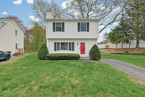 3 Jrs Ln, Franklin, MA, 02038-1867 | Card Image