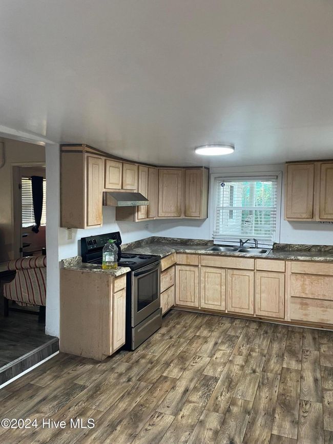 3313 N Jefferson St, House other with 3 bedrooms, 1 bathrooms and null parking in Fountain NC | Image 4