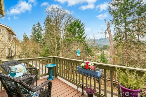 2149 Nw Boulder Way Dr, Issaquah, WA, 98027-5643 | Card Image