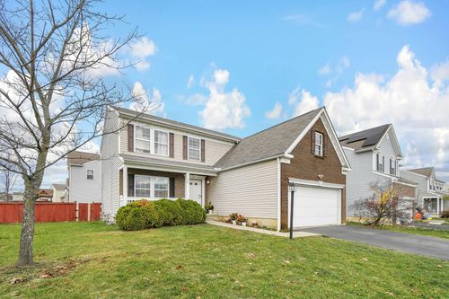 1555 Tammy Louise Dr, Pataskala, OH, 43062-6011 | Card Image
