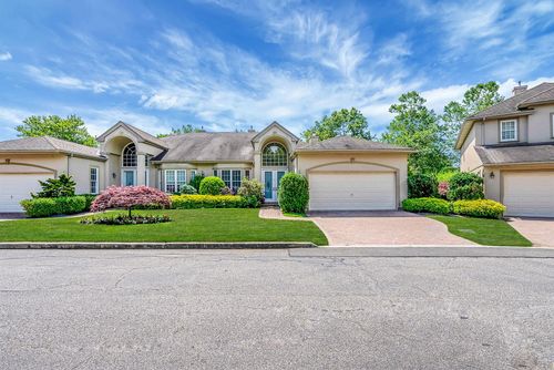 170 Altessa Blvd, Huntingtn Sta, NY, 11747-5235 | Card Image