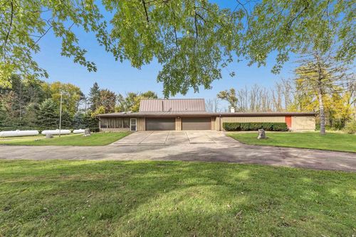 E6562 County Road F, WEYAUWEGA, WI, 54983-9620 | Card Image