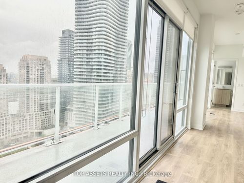 2505-18 Maitland Terr, Toronto, ON, M4Y0H2 | Card Image