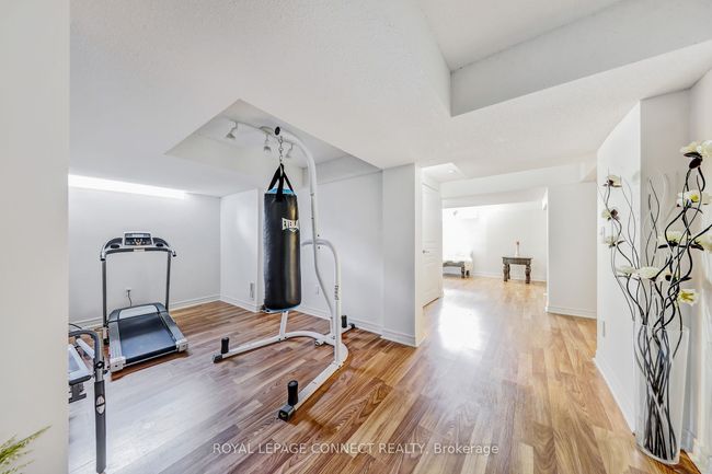 936 Langford St, House other with 5 bedrooms, 4 bathrooms and 4 parking in Oshawa ON | Image 32