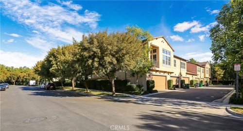 220 Kempton, Irvine, CA, 92620-2154 | Card Image