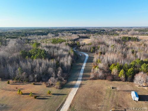 1573 Reed Rd, La Crosse, VA, 23950-2314 | Card Image