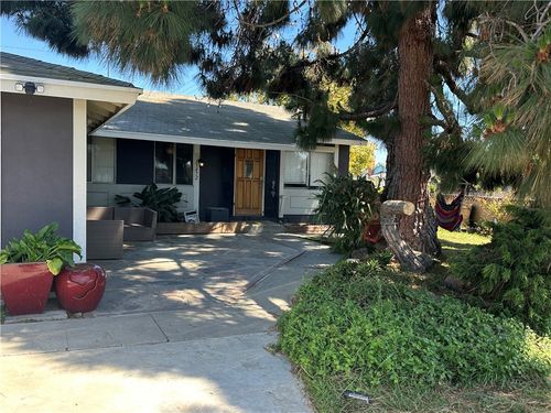 15472 La Salle Ln, Huntington Beach, CA, 92647-2520 | Card Image