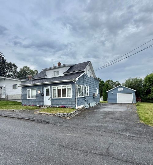 137 12th Avenue, Madawaska, ME, 04756 | Card Image