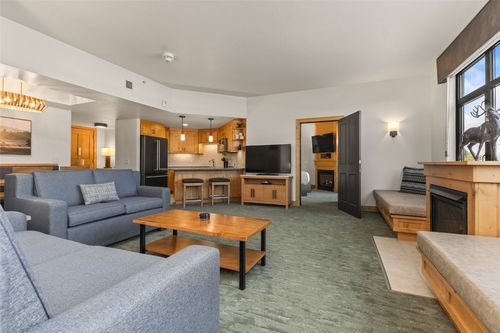 210209-2300 Mount Werner Cir, Steamboat Springs, CO, 80487-9027 | Card Image