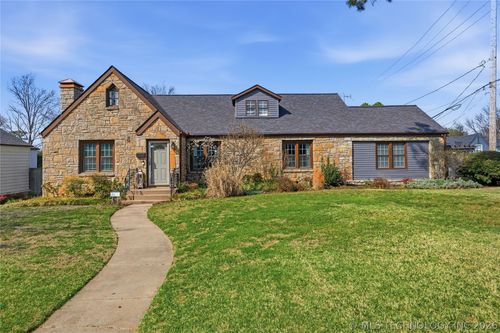 2471 22nd Pl, Tulsa, OK, 74114-3126 | Card Image