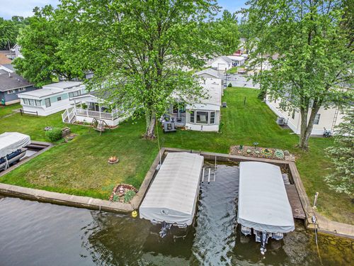 565 Willow Dr, Coldwater, MI, 49036-7520 | Card Image