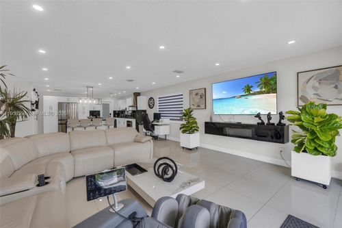12225 Sw 42nd St, Miami, FL, 33175-3056 | Card Image