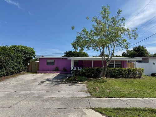 5624 Purdy Ln, West Palm Beach, FL, 33415-7104 | Card Image