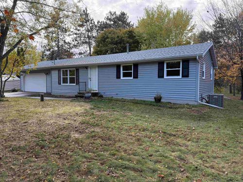 N2089 Shadow Rd, Waupaca, WI, 54981-8416 | Card Image