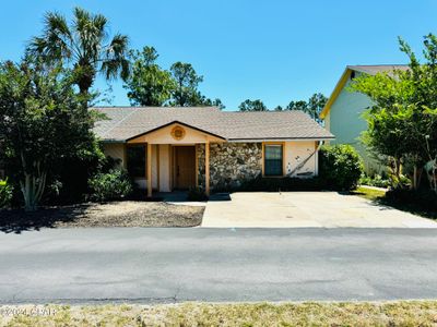 6577 Harbour Boulevard, Home with 2 bedrooms, 2 bathrooms and null parking in Panama City Beach FL | Image 1