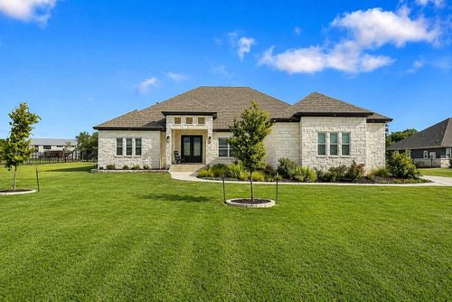1102 Woodpark Ln, Georgetown, TX, 78633-1808 | Card Image