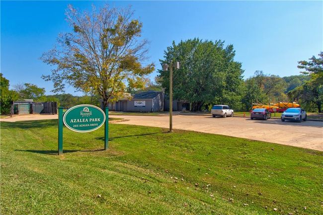 171 Riverview Trl, Condo with 3 bedrooms, 4 bathrooms and 2 parking in Roswell GA | Image 70
