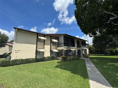 a-1-5773 La Pinata Blvd, Greenacres, FL, 33463-1877 | Card Image